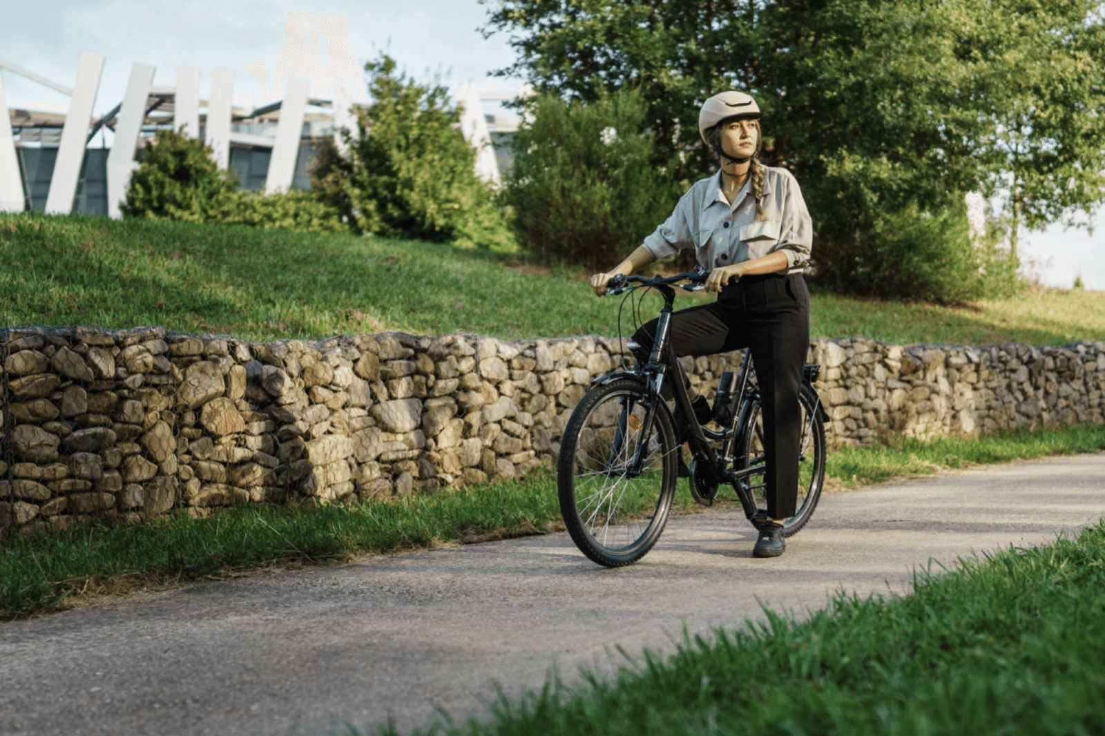 Nowy system napędowy Mahle XS pozwala na nieinwazyjną zamianę klasycznego roweru w elektryczny /Fot. Mahle
