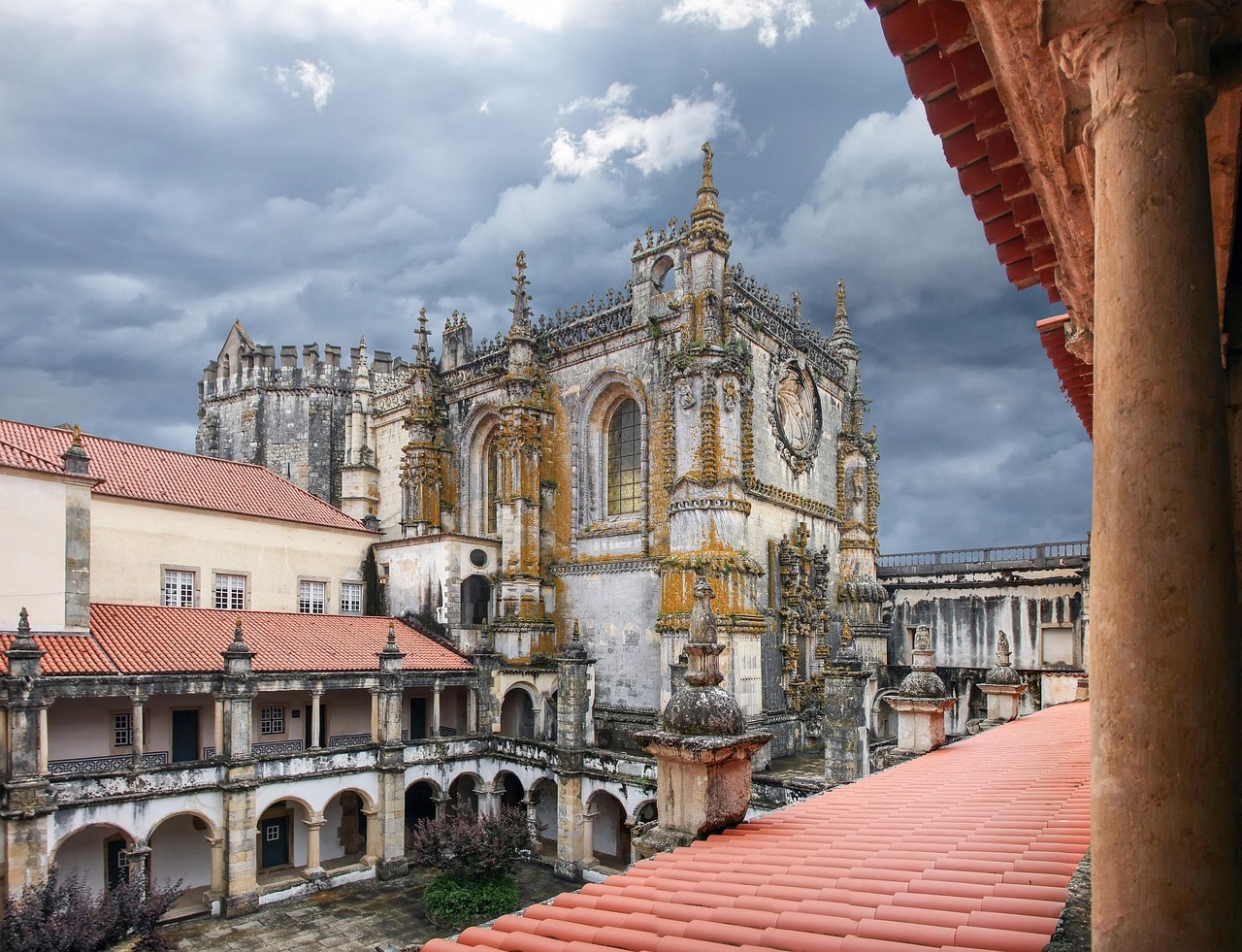 Tajemnica upadku templariuszy. Co naprawdę stało za procesem najpotężniejszego zakonu?