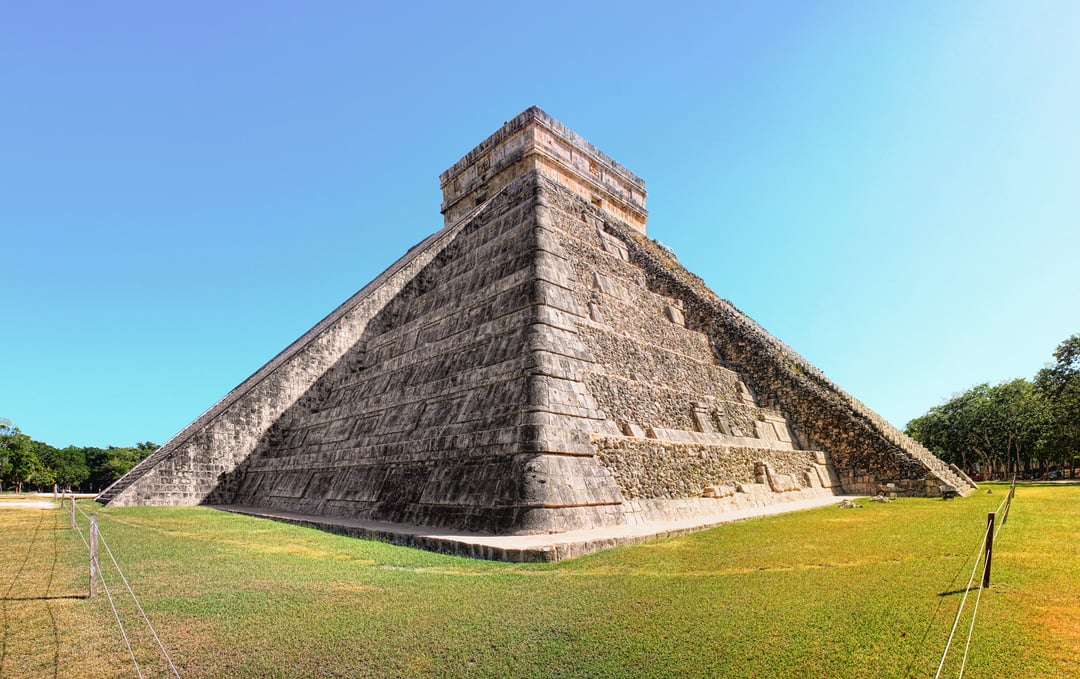 Prekolumbijski grobowiec zawierał głowę ze… starożytnego Rzymu. Archeolodzy nie potrafią tego wyjaśnić