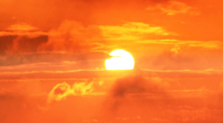 Klimatyzacja ratuje życie, ale może być też ostateczną zgubą ludzkości. Eksperci apelują o zmiany