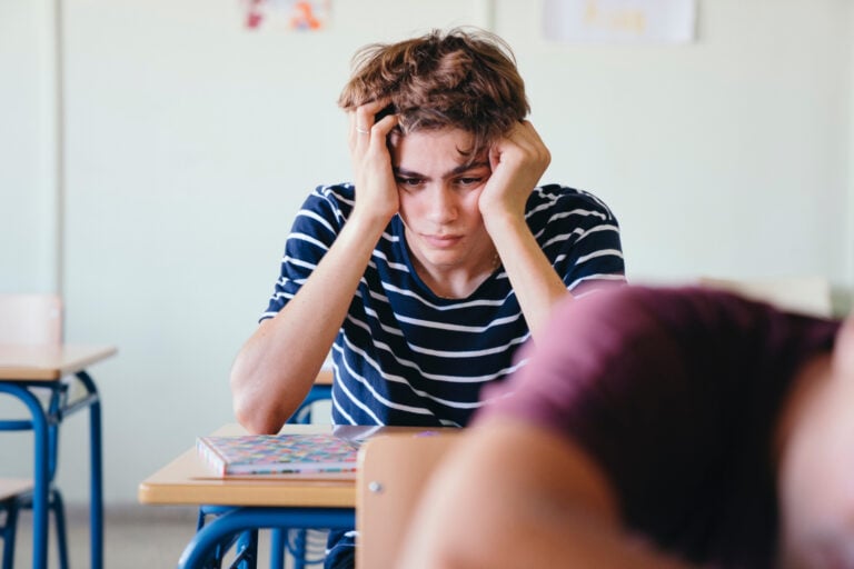 Lęk, depresja, chaos i późna diagnoza. Dorosłe ADHD jest bardziej złożone, niż lubimy sądzić