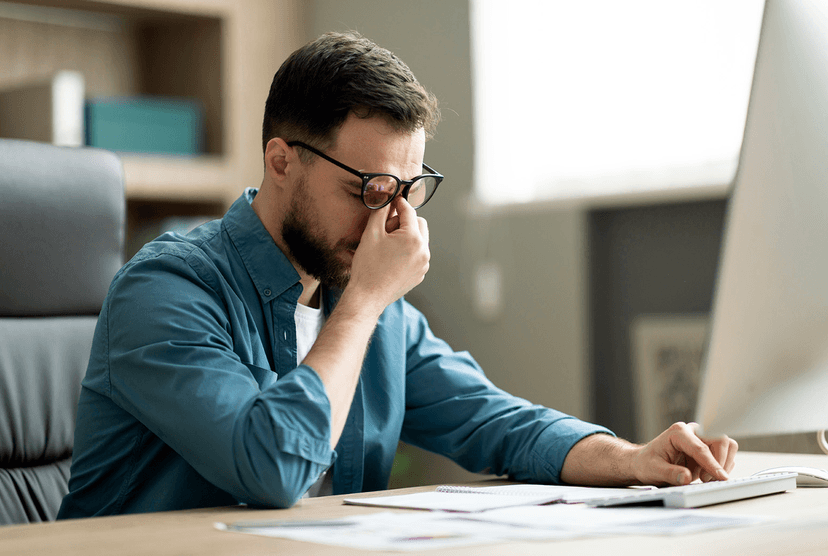 Kiedy ekran staje się wrogiem. Co robić, gdy bolą oczy od komputera?