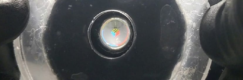 Naukowcy z Georgia Tech rozwiązali problem widzenia robotów. Ich soczewka reaguje na światło jak żywe oko