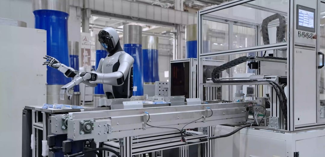 Dzięki robotom Walker S2, chińskie fabryki wyglądają jak wyjęte z filmów sci-fi