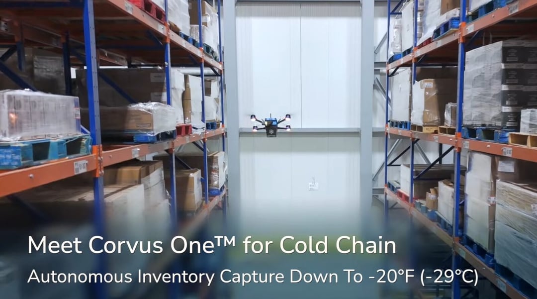 Autonomiczne drony przejmują inwentaryzację w przemysłowych zamrażarkach