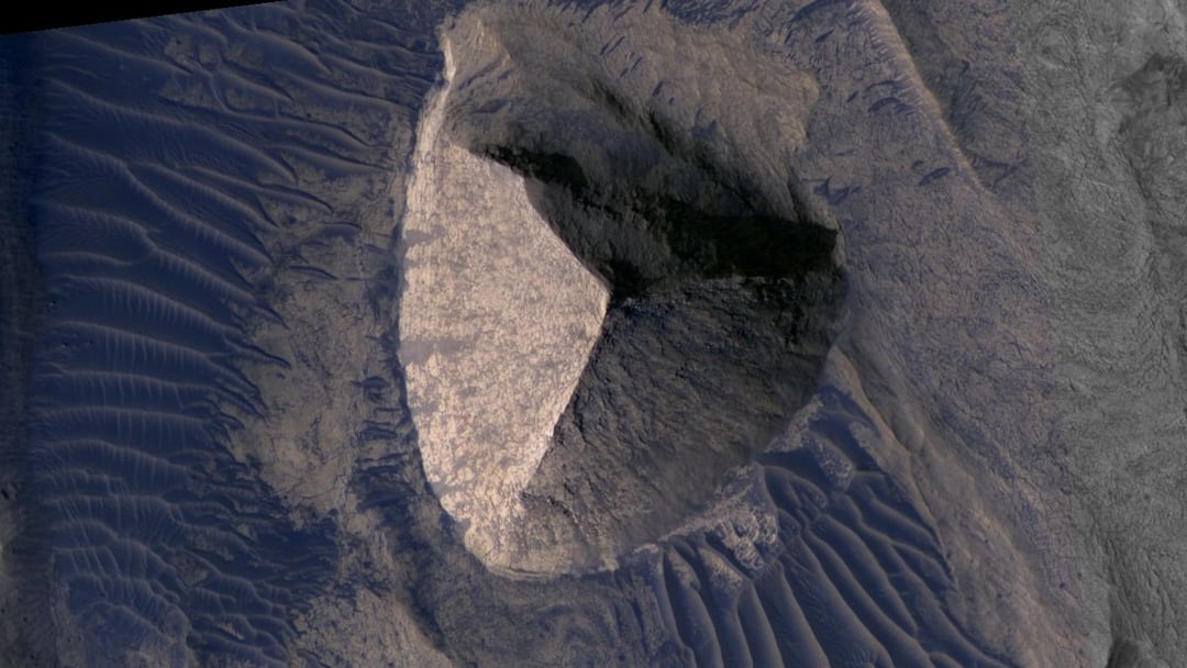 Piramida na Marsie? Planeta znów kusi wyobraźnię