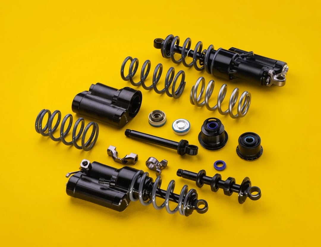 Intend znowu idzie pod prąd i buduje damper dla riderów, którzy czują zawieszenie