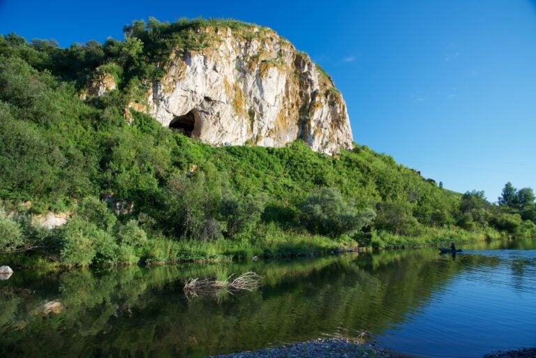 Czas zapomnieć wszystko, co mówili nam o neandertalczykach. Znalezisko z Syberii pokazuje, jak skomplikowane zabiegi wykonywali