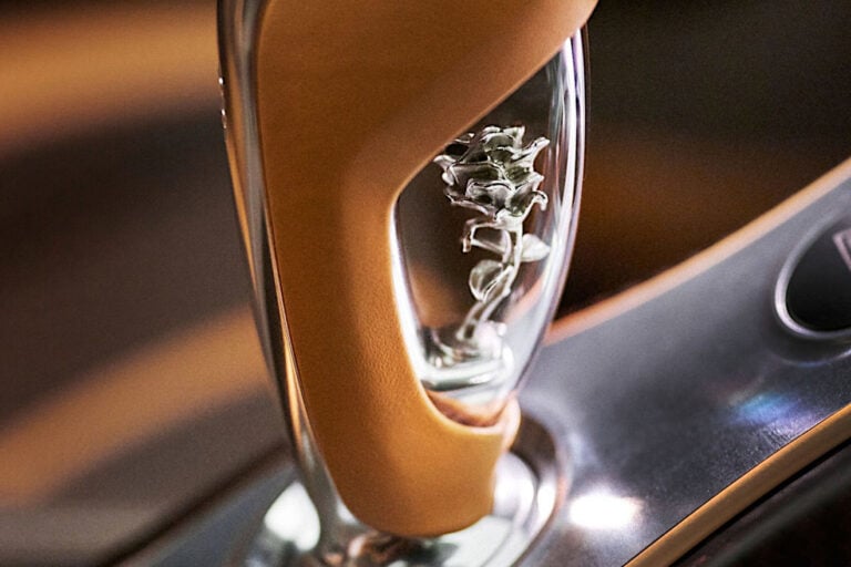 To Bugatti kosztuje fortunę i opowiada bajkę. Wbrew pozorom nie jest to takie głupie