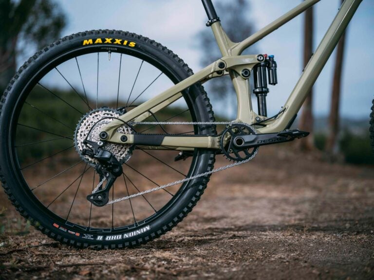 Shimano przypomina, że rower wciąż może działać bez ładowarki