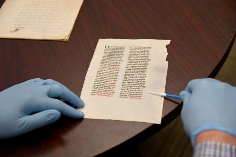 Naukowcy wydobyli DNA z pradawnych manuskryptów. To nie miało prawa się wydarzyć
