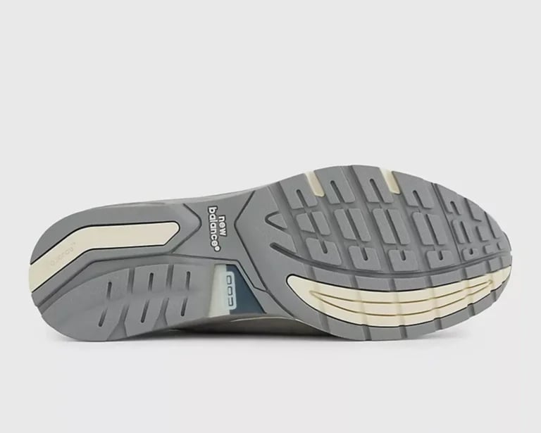Buty Steve’a Jobsa wracają w kolorze dla ludzi zmęczonych modowym hałasem