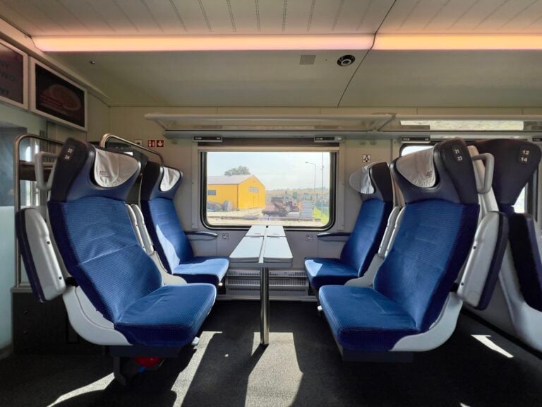 PKP Intercity wprowadza zmiany w sprawdzaniu biletów. Będziemy rzadziej widywać konduktorów