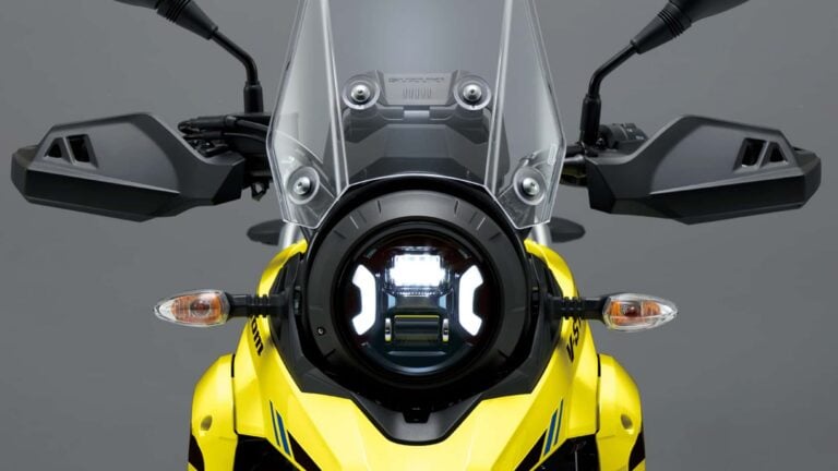 Suzuki stworzyło motocykl dla spokojnych podróżników. Teraz wygląda trochę młodziej