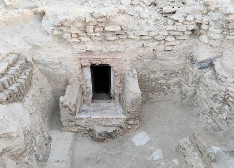 Niezwykłe odkrycie w Egipcie. Archeolodzy odnaleźli 3000-letni grobowiec i dowiedzieli się, kto spoczywa wewnątrz