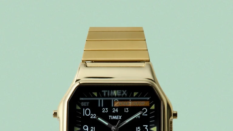Timex zrobił zegarek, który wygląda jak cyfrowy. Tylko że wcale nim nie jest
