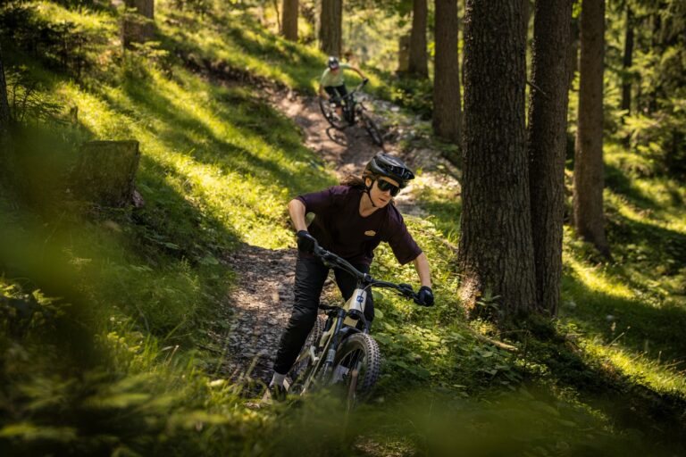 Focus zgubił kwadrat. Nowa gama e-MTB na 2027 jest prostsza i wyraźnie dojrzalsza