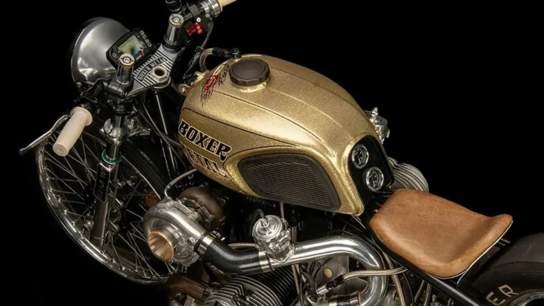 Dwie turbiny, line lock i slick. Ten motocykl ma wszystko oprócz potwierdzonych osiągów