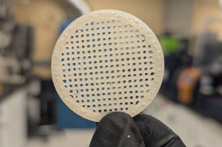 Tanie jak barszcz filtry z drukarki 3D, usuwają aż 90% mikroplastiku z wody
